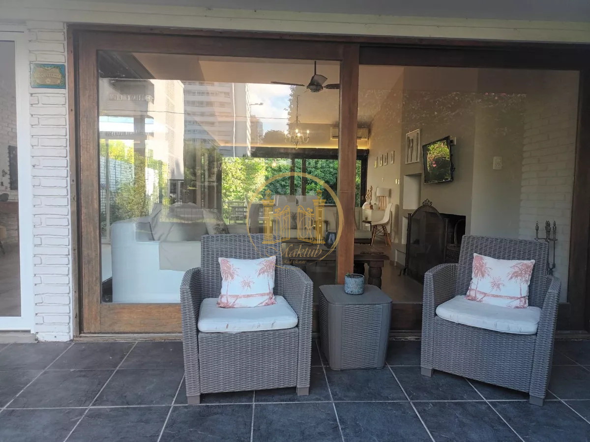 Casa ID.885 - Casa en Punta del Este, Cantegril