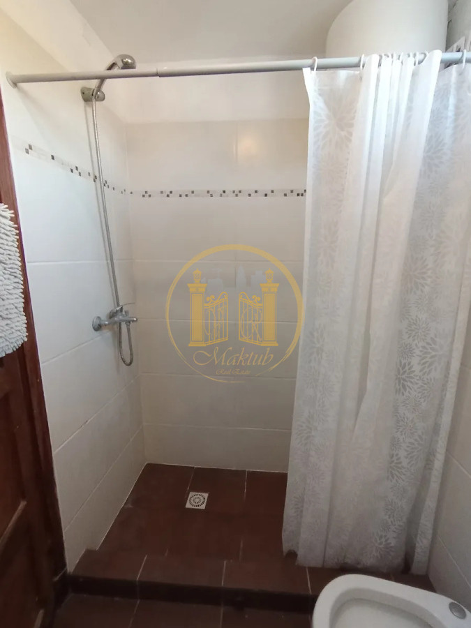 Casa ID.985 - VENDO CASA, 3 DORMITORIOS, 2 BAÑOS, LAVADERO, AZOTEA CON PARRILLERO, POCITOS, MONTEVIDEO