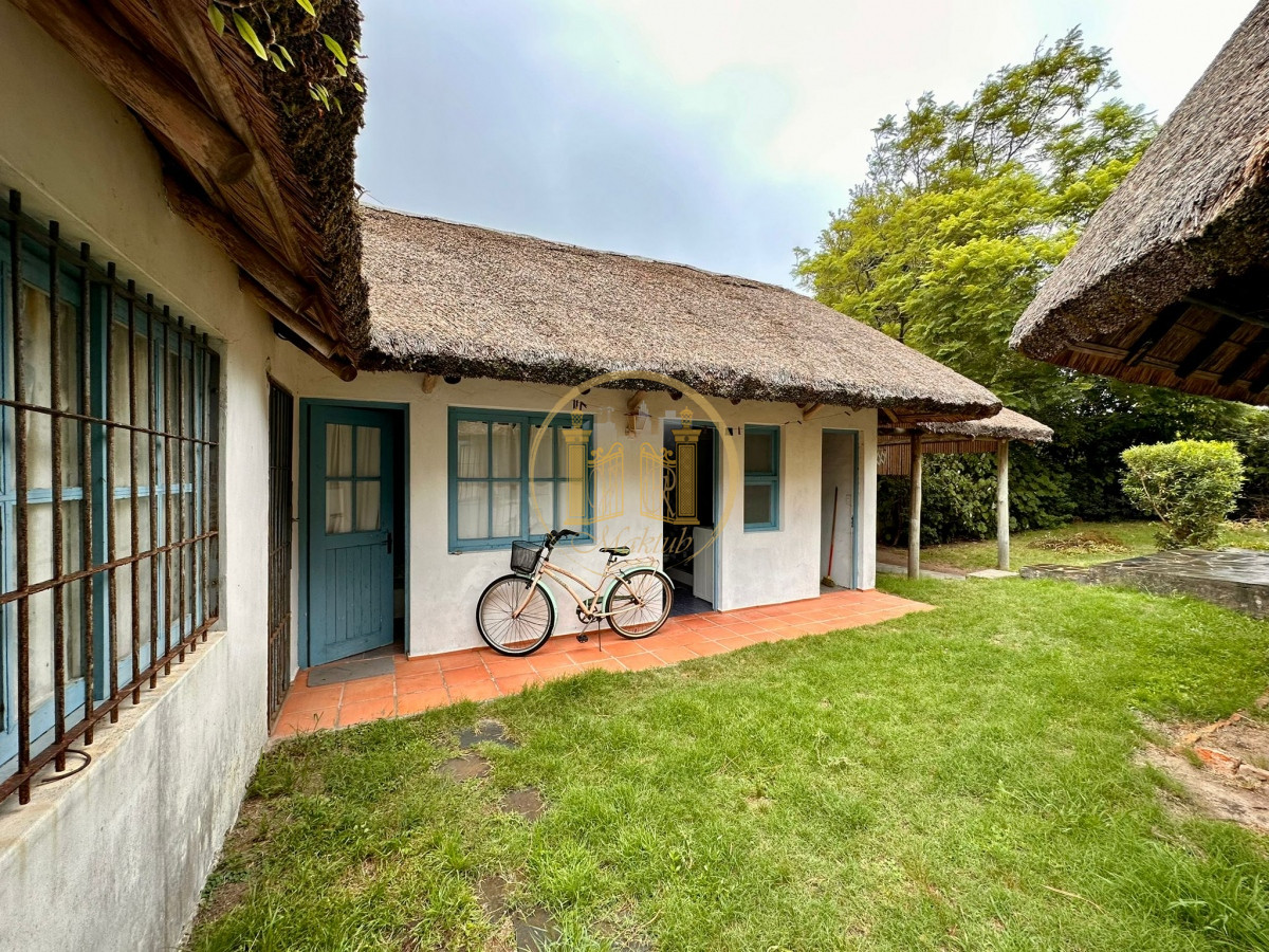 Casa ID.248 - Alquilo Casa, 2 dormitorio, 2 baños, Rincón del Indio, Punta del este, Maldonado