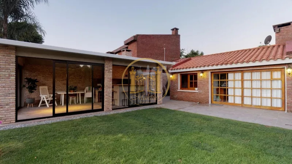 Casa ID.831 - Casa en Punta del Este, Cantegril