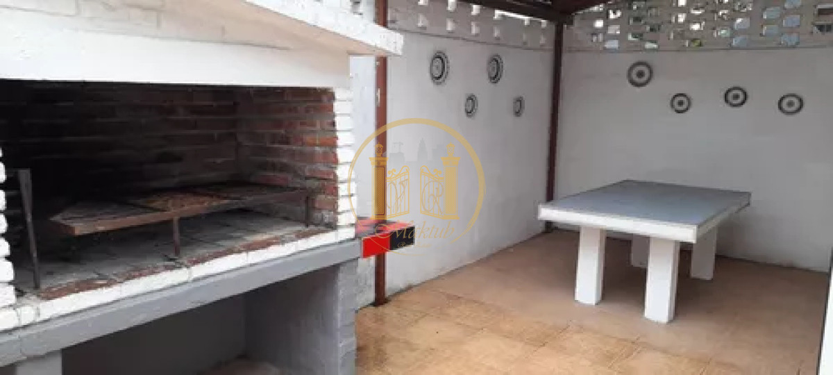 Casa ID.919 - VENDO CASA, 3 DORMITORIOS, 2 BAÑOS, GARAGE, PARRILLERO, PUNTA DEL ESTE, MALDONADO 