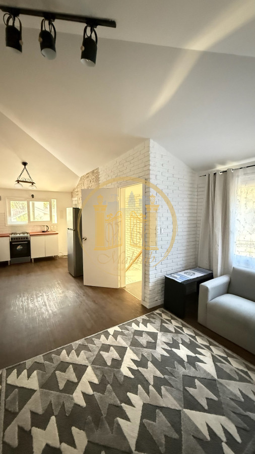Casa ID.1120 - VENDO 3 CASAS, 10 DORMITORIOS, 7 BANOS, AMUEBLADA, BARBACOA, TERRAZAS, PISCINA, ESTACIONAMIENTO, BARRIO GOLF, PUNTA DEL ESTE, MALDONADOPATIO.