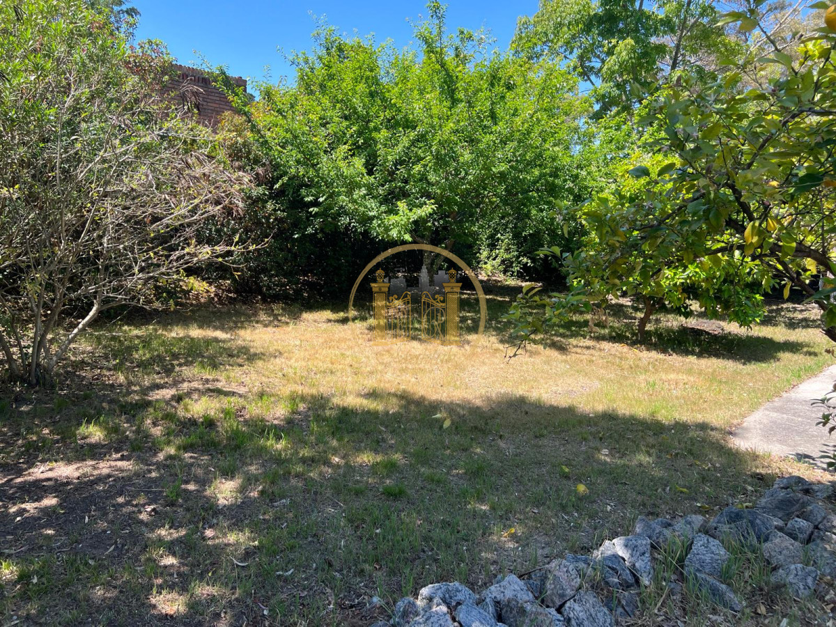 Casa ID.958 - VENDO CASA, 4 DORMITORIOS, 4 BANOS, PATIO, LAVADERO, BARBACOA, BALNEARIO SANTA ANA, COLONIA