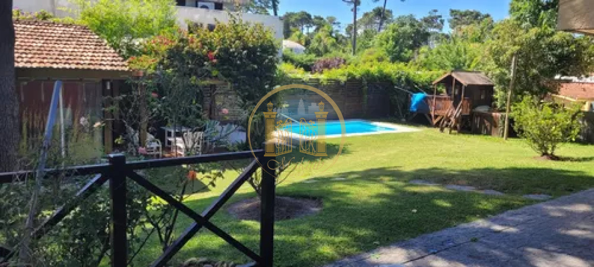Casa ID.916 - Casa en Punta del Este, Cantegril
