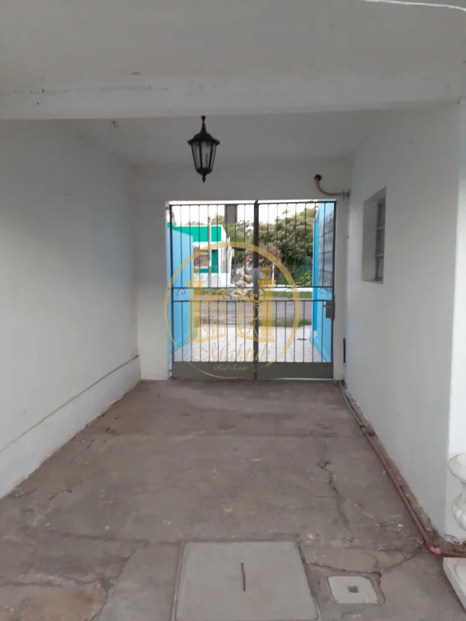 Casa ID.1130 - VENDO CASA, 3 DORMITORIOS, GARAGE, PATIO, PASO DE LOS TOROS, TACUAREMBO