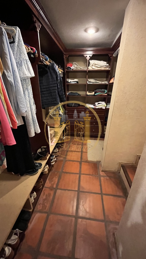 Casa ID.329 - Vendo Casa, 4 dormitorios, 4 baños, Terraza, Patio y Garaje, Pinares, Punta del este, Maldonado