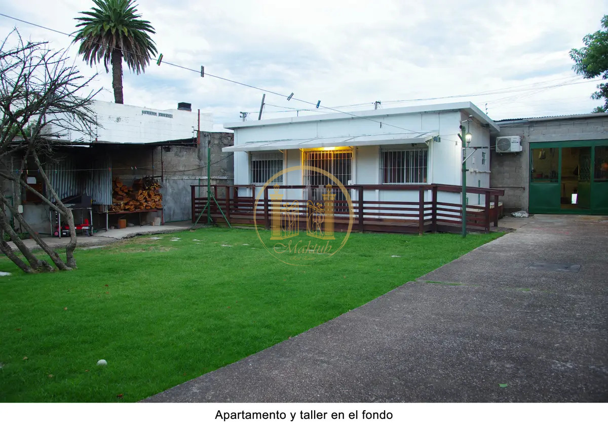 Casa ID.975 - VENDO CASA, 3 DORMITORIOS, GARAGE, PATIO, APARTAMENTO Y TALLER AL FONDO, PRADO, MONTEVIDEO