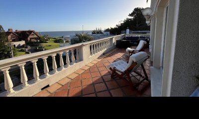 Vendo Casa, 4 dormitorios, 4 baños, Terraza, Patio y Garaje, Pinares, Punta del este, Maldonado