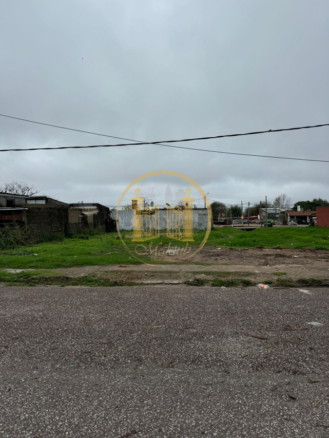 Terreno ID.1052 - VENDO TERRENO, 303m2, 12m x 25m, MALDONADO NUEVO, MALDONADO
