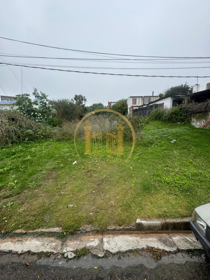 Terreno ID.1050 - VENDO TERRENO, 306m2, 12m x 25m, MALDONADO NUEVO, MALDONADO