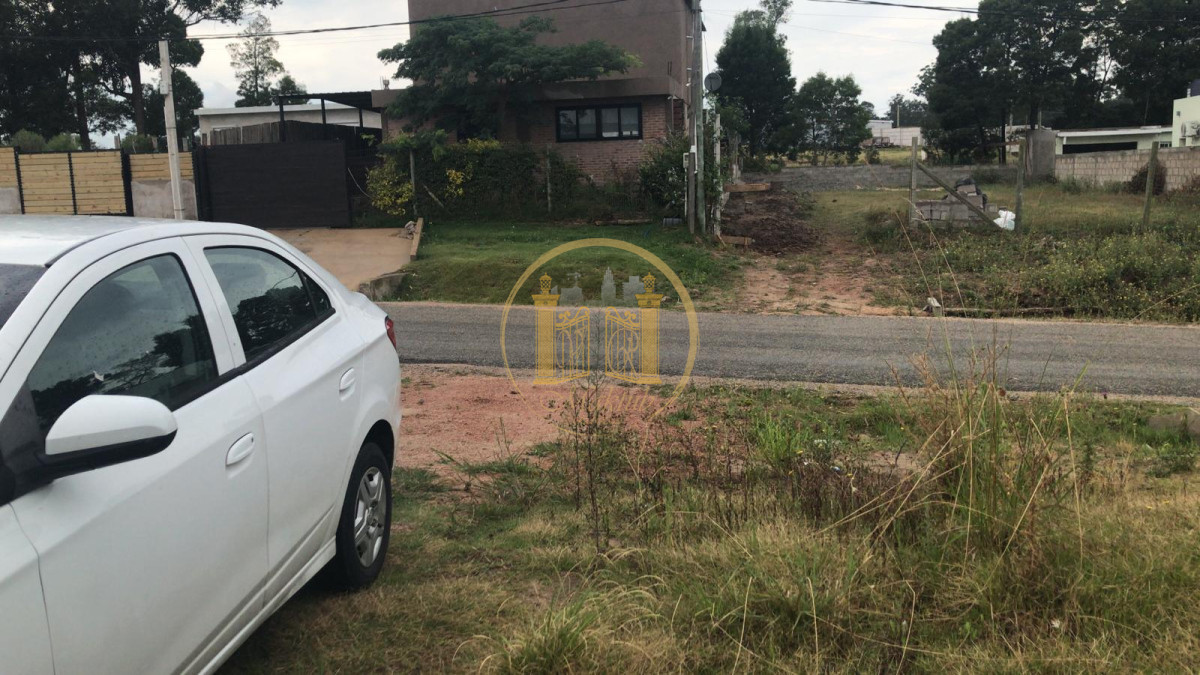 Terreno ID.1018 - VENDO TERRENO, 300m2, 12 x 25 mts, ALTOS DE LA LAGUNA, MALDONADO
