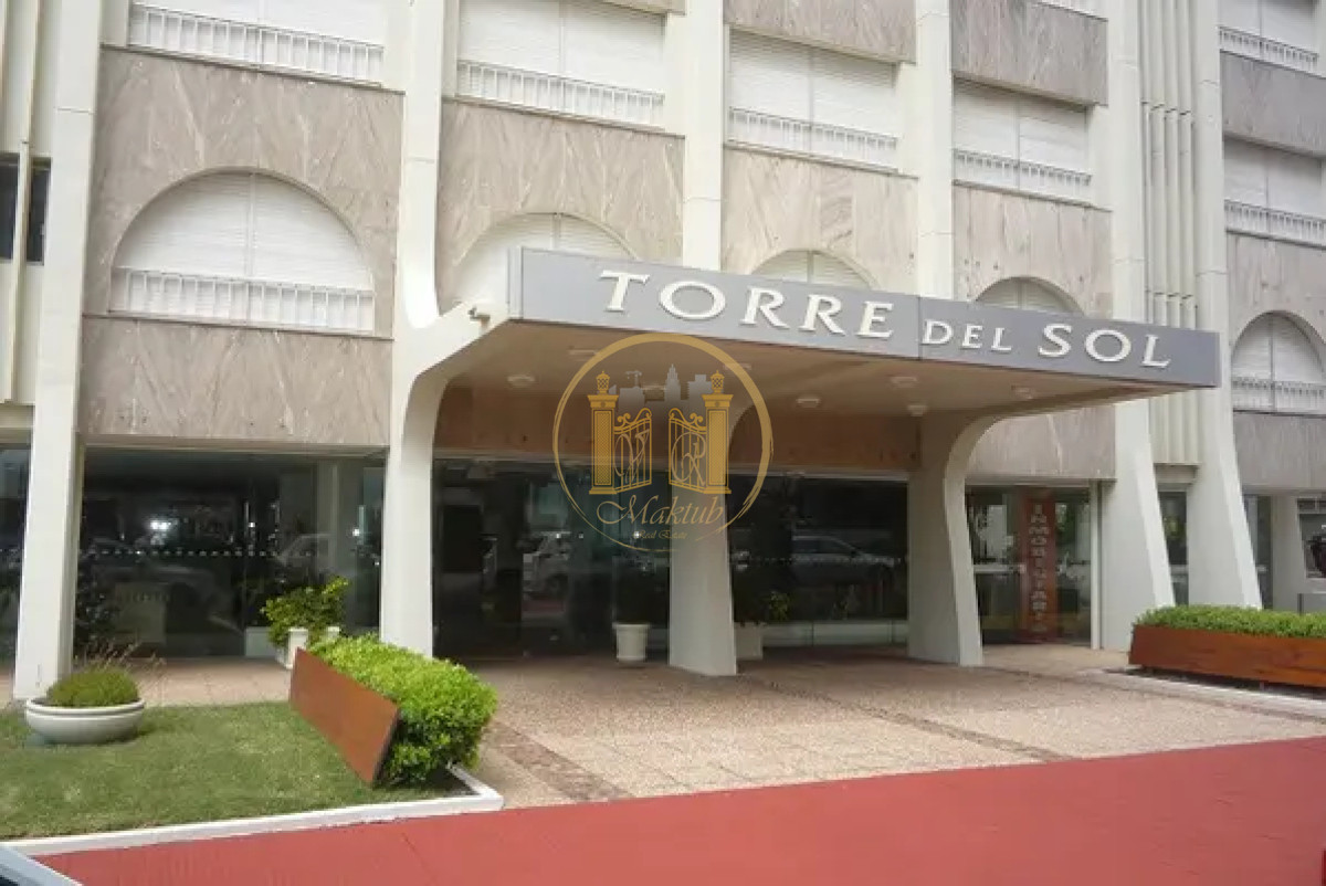 Apartamento ID.822 - VENDO APARTAMENTO, 2 DORMITORIOS, 2 BANOS, GARAJE, PENINSULA, PUNTA DEL ESTE, MALDONADO 