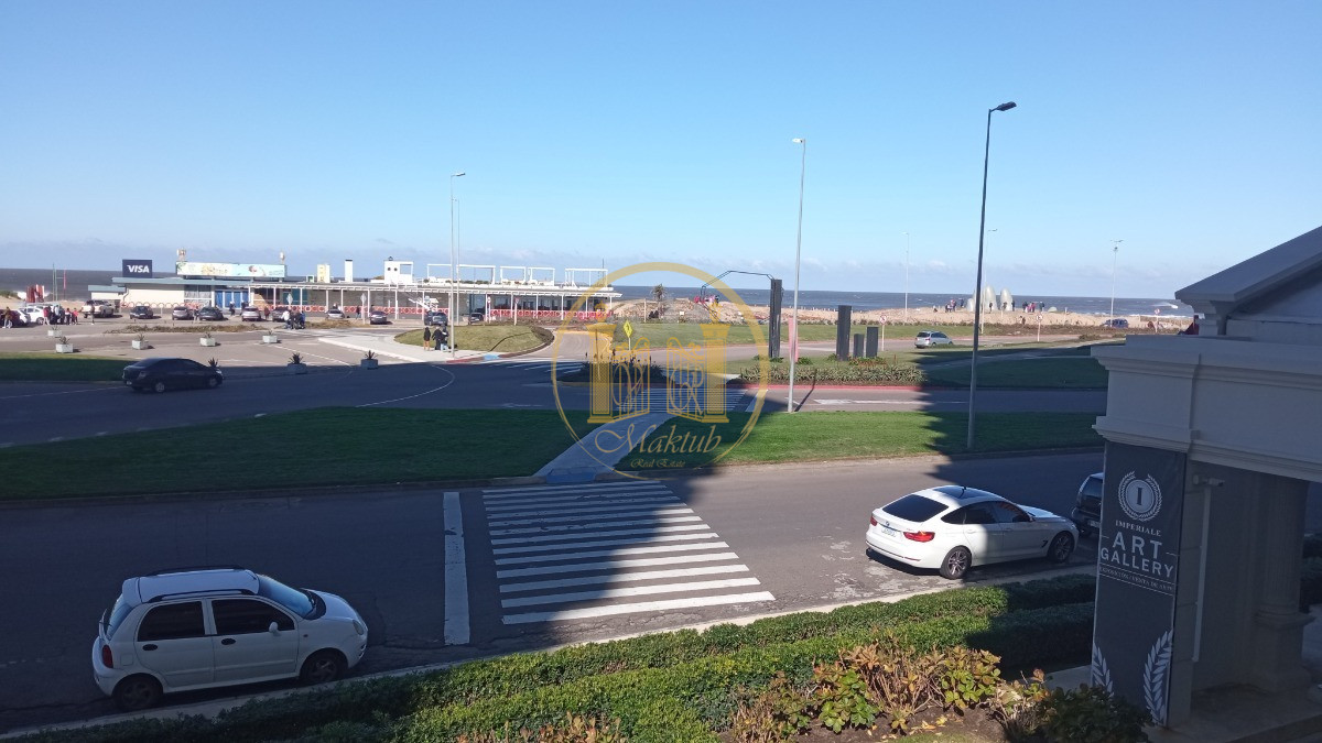 Apartamento ID.671 - VENTA APARTAMENTO, 4 DORMITORIOS EN SUITE, 5 BAÑOS, FULL AMENITIES, PRIMERA LINEA, PUNTA DEL ESTE, MALDONADO.