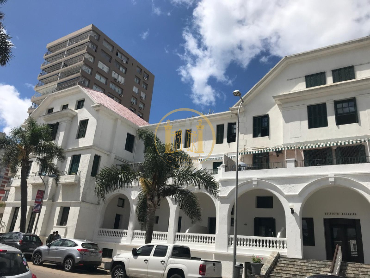 Apartamento ID.1123 - VENDO DUPLEX, 1 DORMITORIO, PARRILLERO, AMENITIES, PUNTA DEL ESTE, MALDONADO