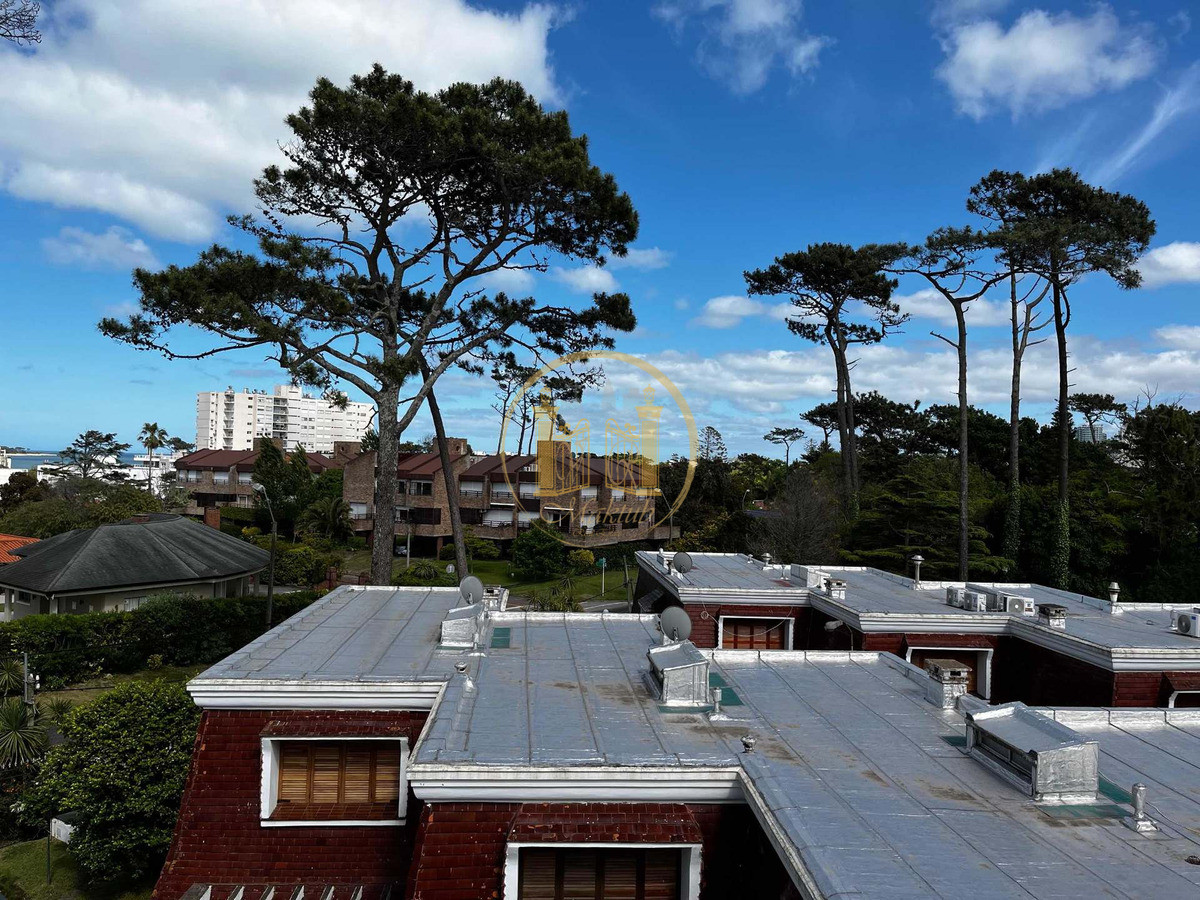 Apartamento ID.1091 - VENDO APARTAMENTO, 1 DORMITORIO, GARAJE, CANTEGRIL. PUNTA DEL ESTE, MALDONADO