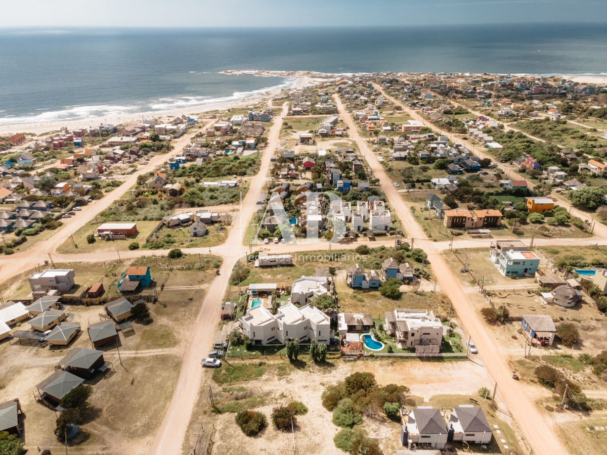 Apartamento ID.54 - En Venta - Importante Complejo De Lofts En Barrio Rivero - Muy Buena Ubicación 