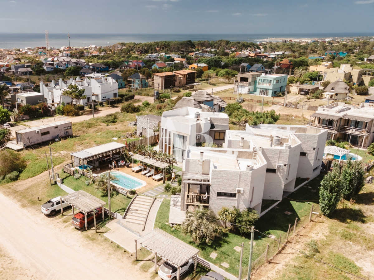 Apartamento ID.54 - En Venta - Importante Complejo De Lofts En Barrio Rivero - Muy Buena Ubicación 