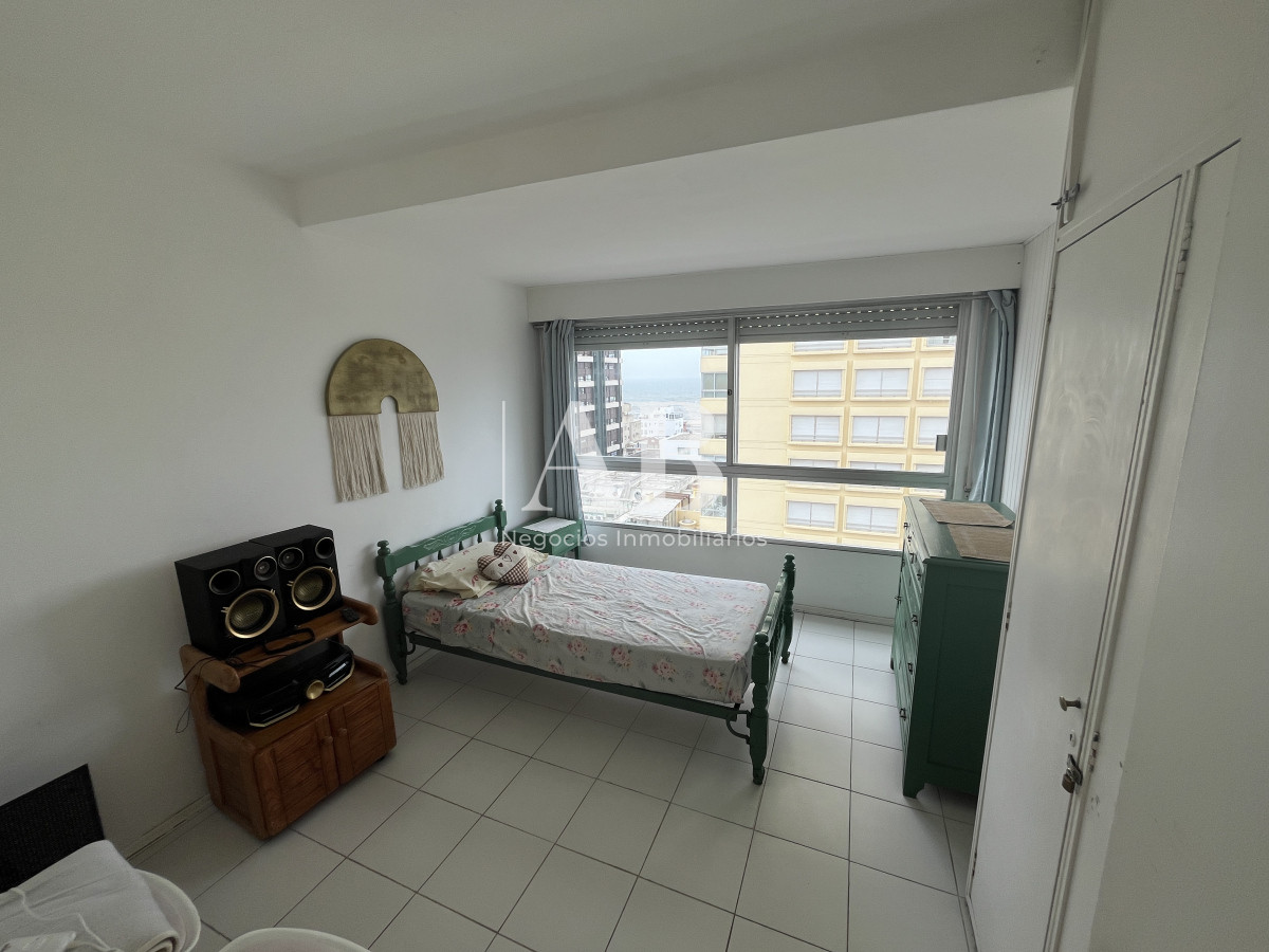Apartamento ID.181 - 1 Dormitorio y medio en Peninsula.