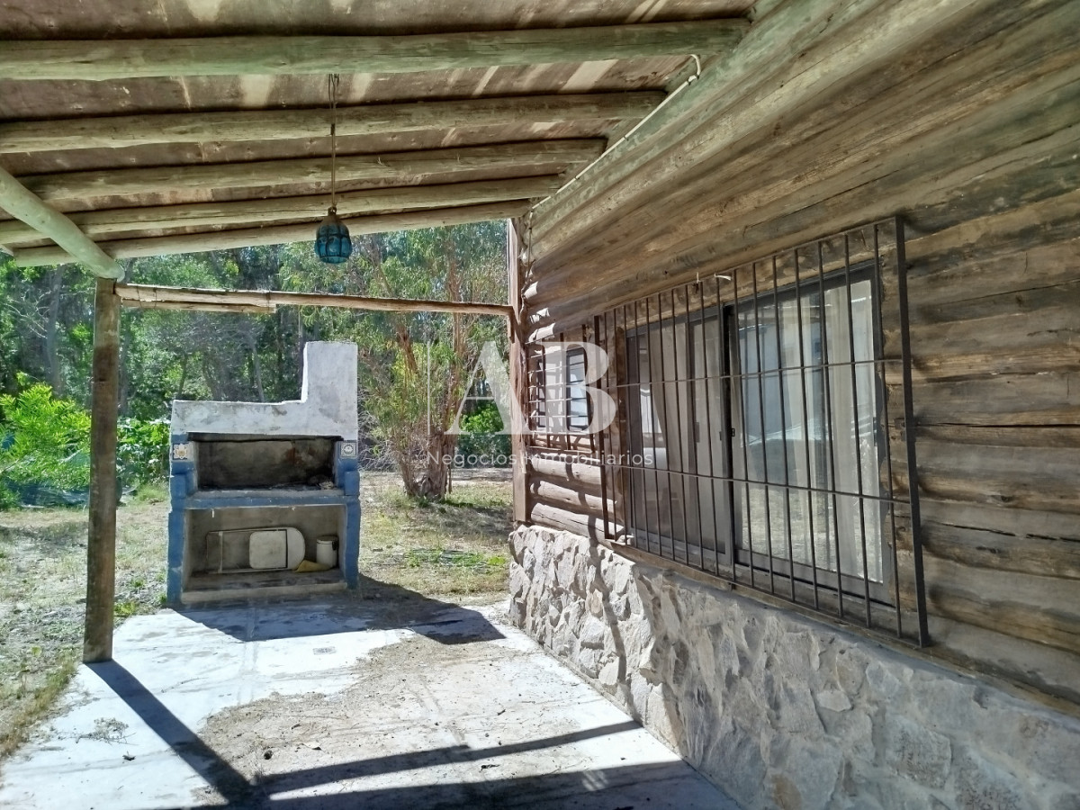 Casa ID.290 - Cabaña en La Esmeralda a pocas cuadras de la playa.