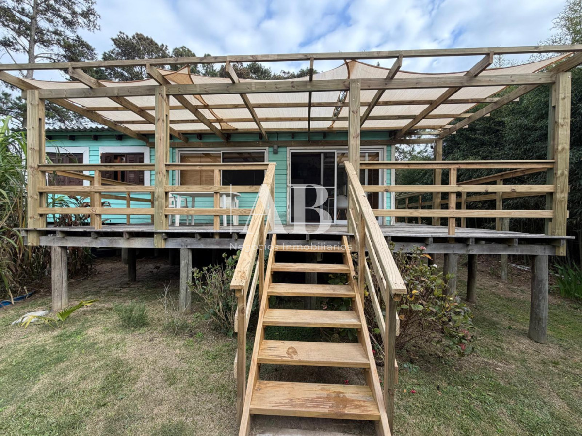 Casa ID.325 - En Venta cabaña con Piscina!! Potencial de Renta