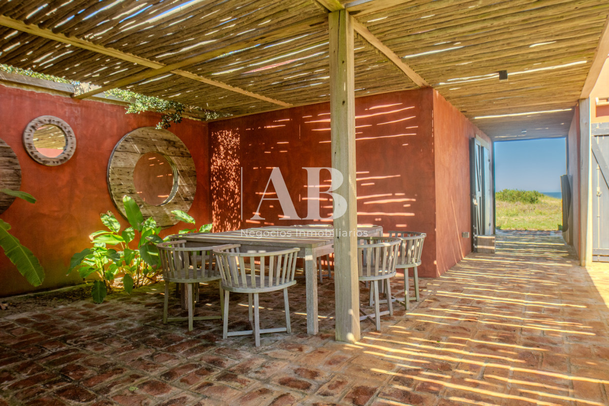 Casa ID.293 - Gran Propiedad en Venta en La Serena - La Paloma