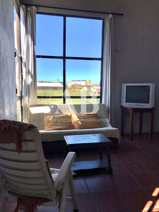 Casa ID.109 - En venta dos casas gemelas. Playa La Viuda. Mza 137.