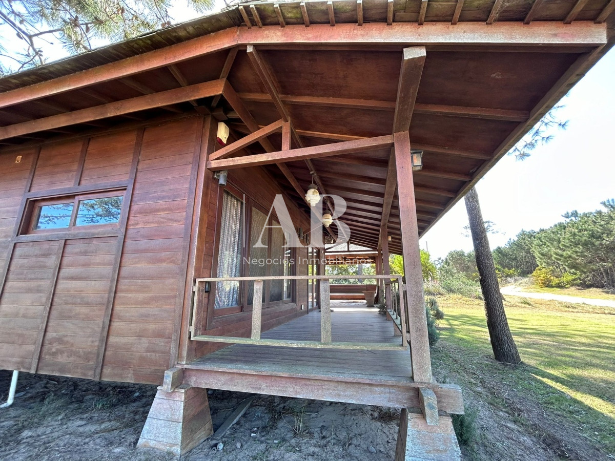 Casa ID.37 - Espectacular Casa En La Tranquilidad De La Viuda - Mza 304