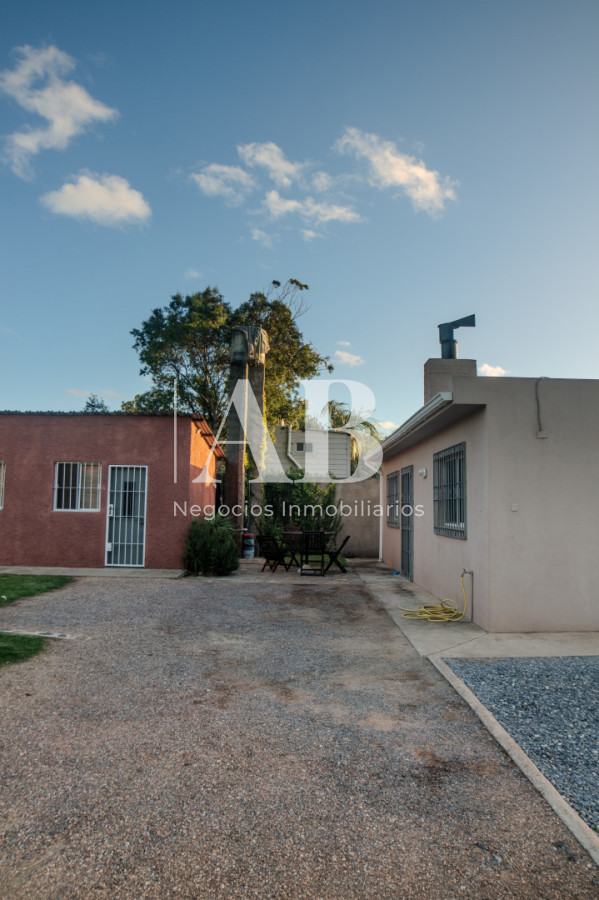 Casa ID.295 - Propiedad sobre Ruta 9, Punta del Diablo. 