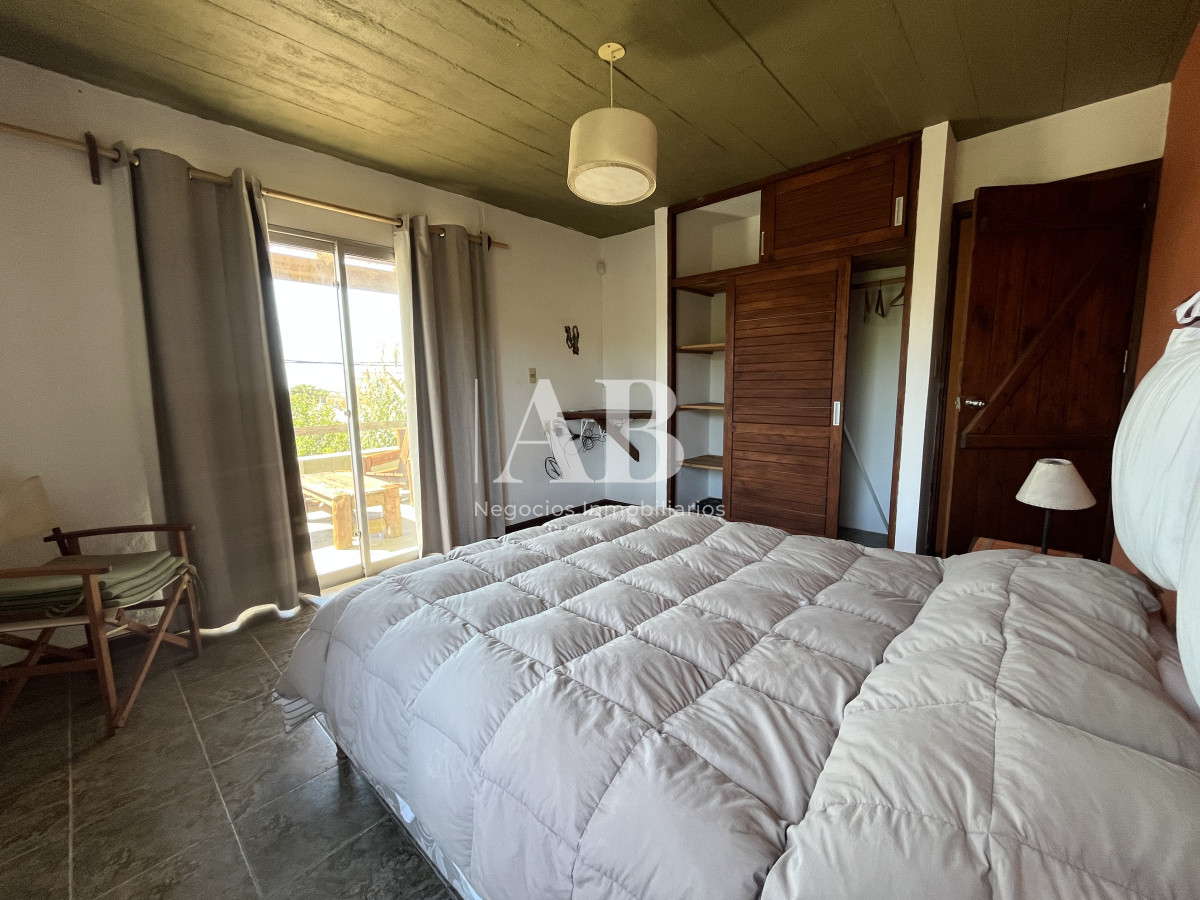 Casa ID.203 - Dos Hermosas casas en Pleno Barrio Rivero - Punta del Diablo