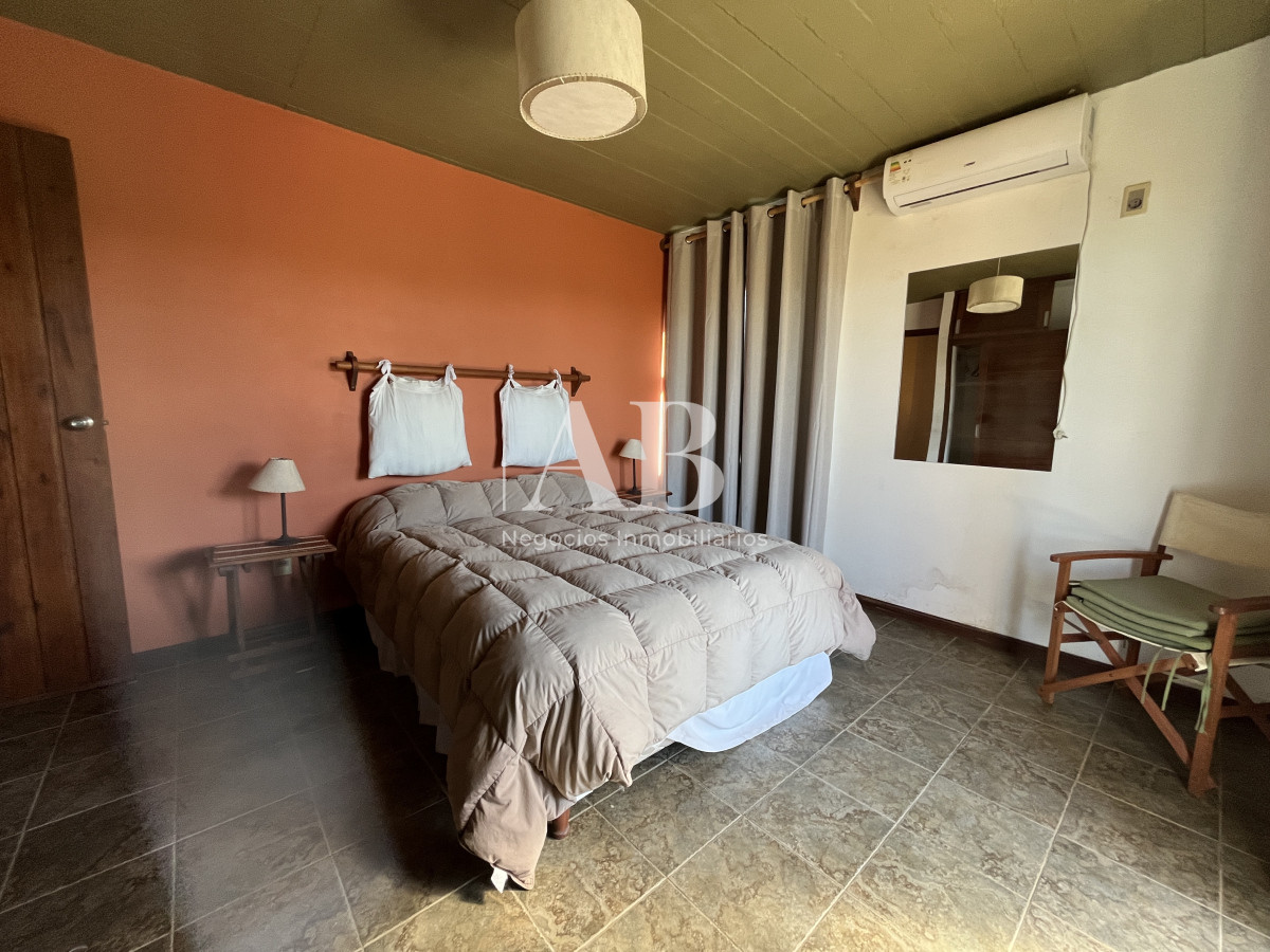 Casa ID.203 - Dos Hermosas casas en Pleno Barrio Rivero - Punta del Diablo