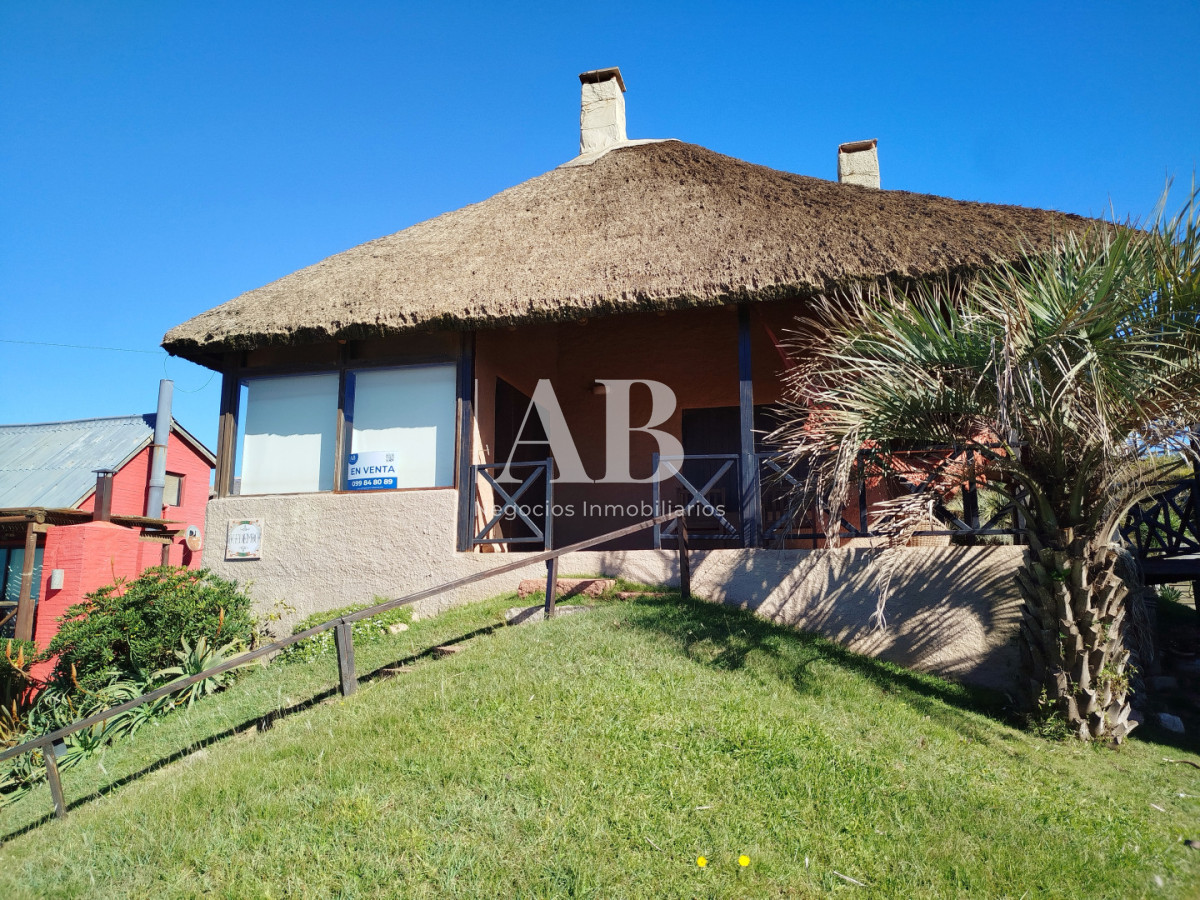 Casa ID.300 - Casa con Vista al mar en playa El Rivero, Punta del Diablo