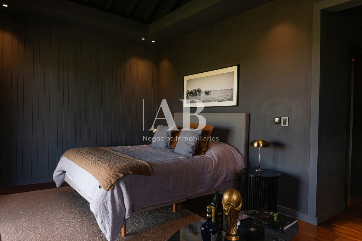 Casa ID.297 - Exclusiva Propiedad en Venta en Puerto Quetzal - La Barra