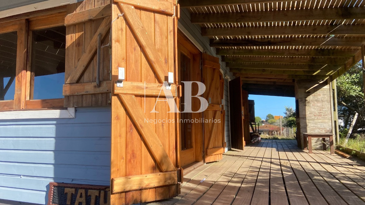 Casa ID.53 - Dos Casas Gemelas - En La Viuda - Mza 169