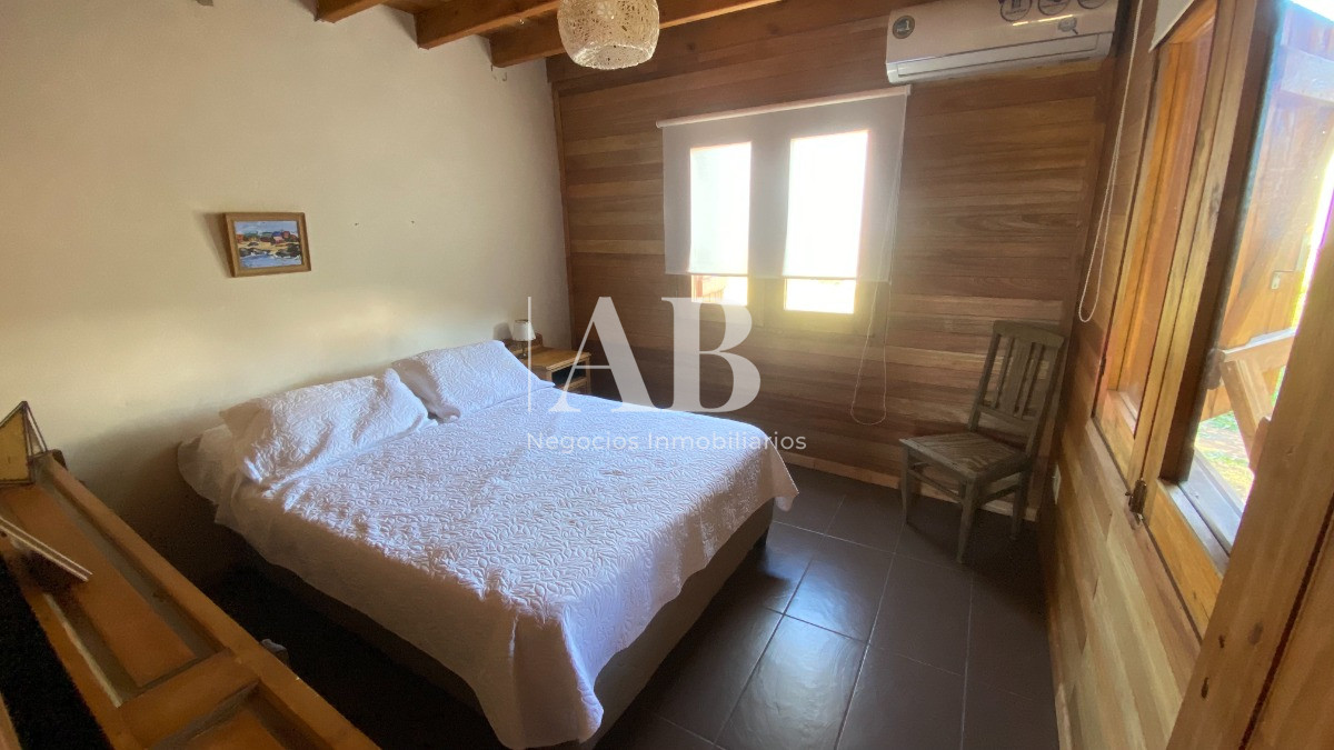 Casa ID.53 - Dos Casas Gemelas - En La Viuda - Mza 169