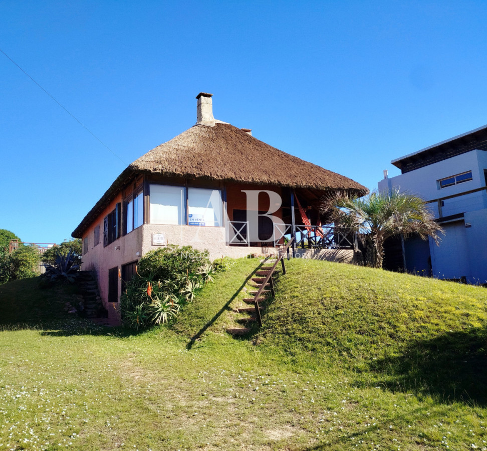 Casa ID.300 - Casa con Vista al mar en playa El Rivero, Punta del Diablo