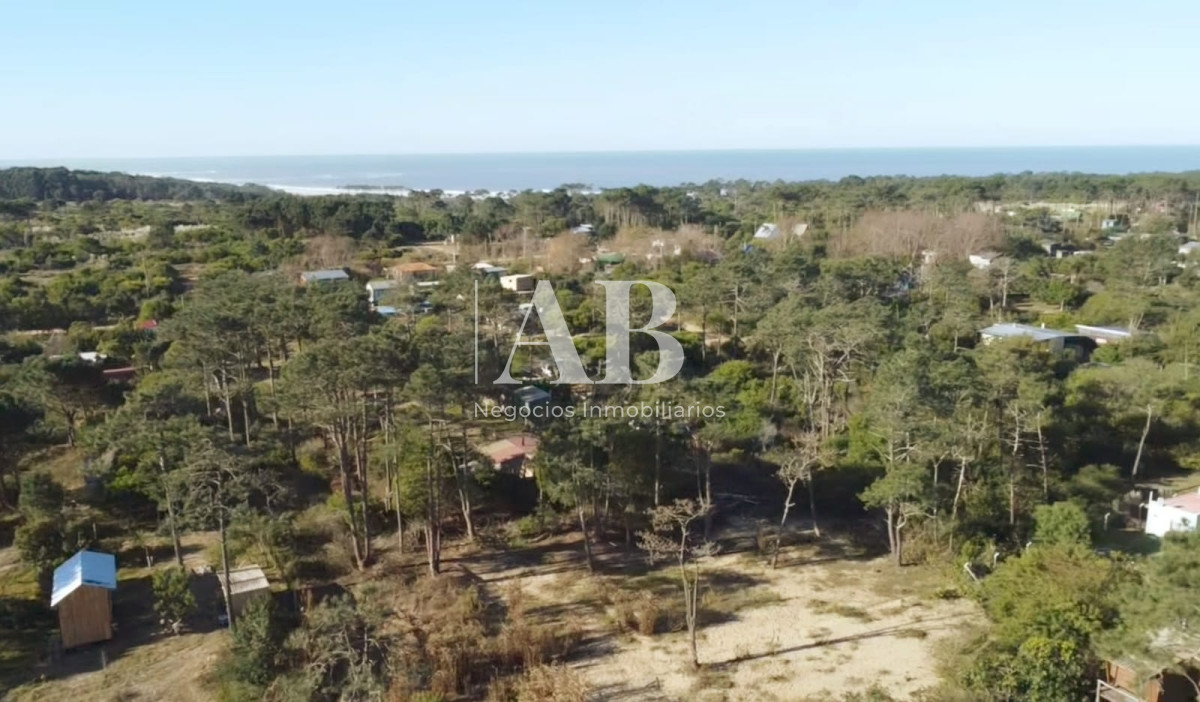 Casa ID.234 - Complejo 4 cabañas con Piscina - Av Central, Punta del Diablo