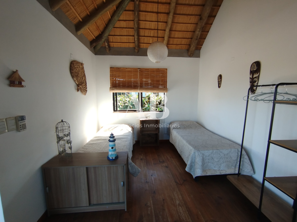 Casa ID.301 - Cabaña a pocos metros de la playa en Punta del Diablo