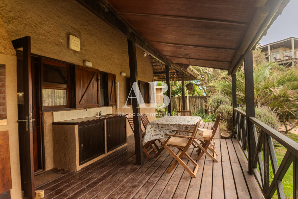 Casa ID.300 - Casa con Vista al mar en playa El Rivero, Punta del Diablo