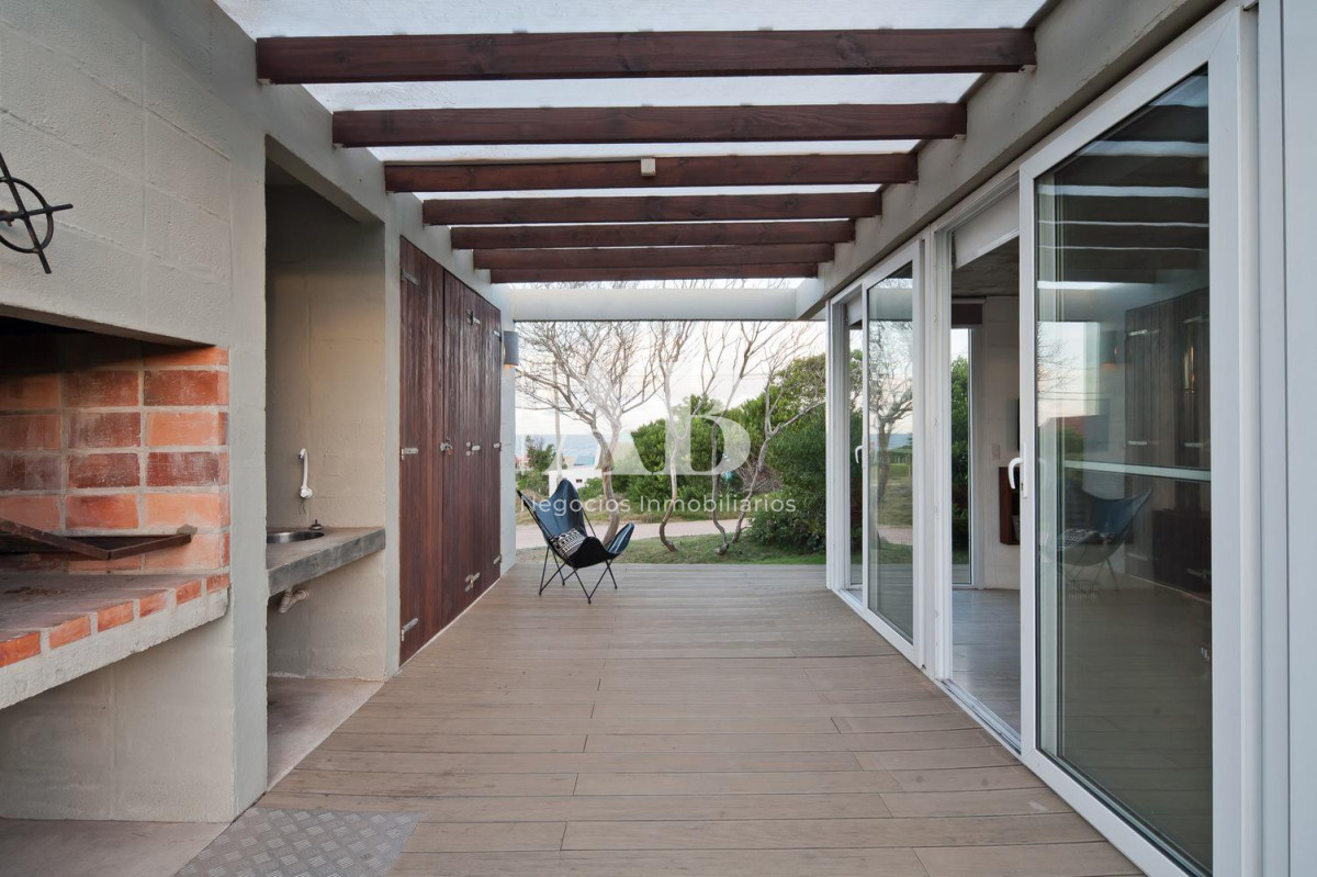 Casa ID.125 - 2 Hermosas Casas en La Viuda - Punta Diablo - Mza 134