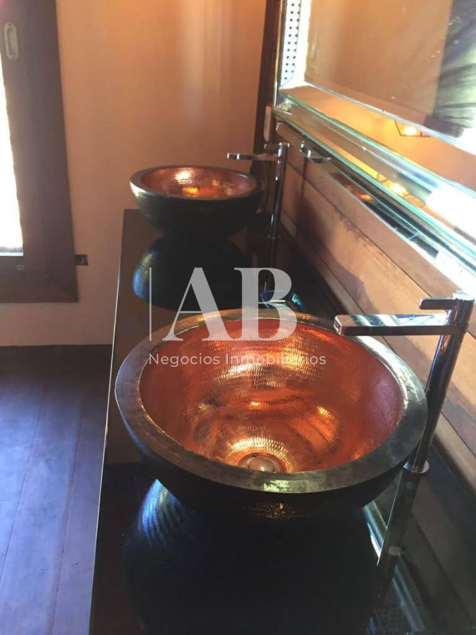 Casa ID.37 - Espectacular Casa En La Tranquilidad De La Viuda - Mza 304