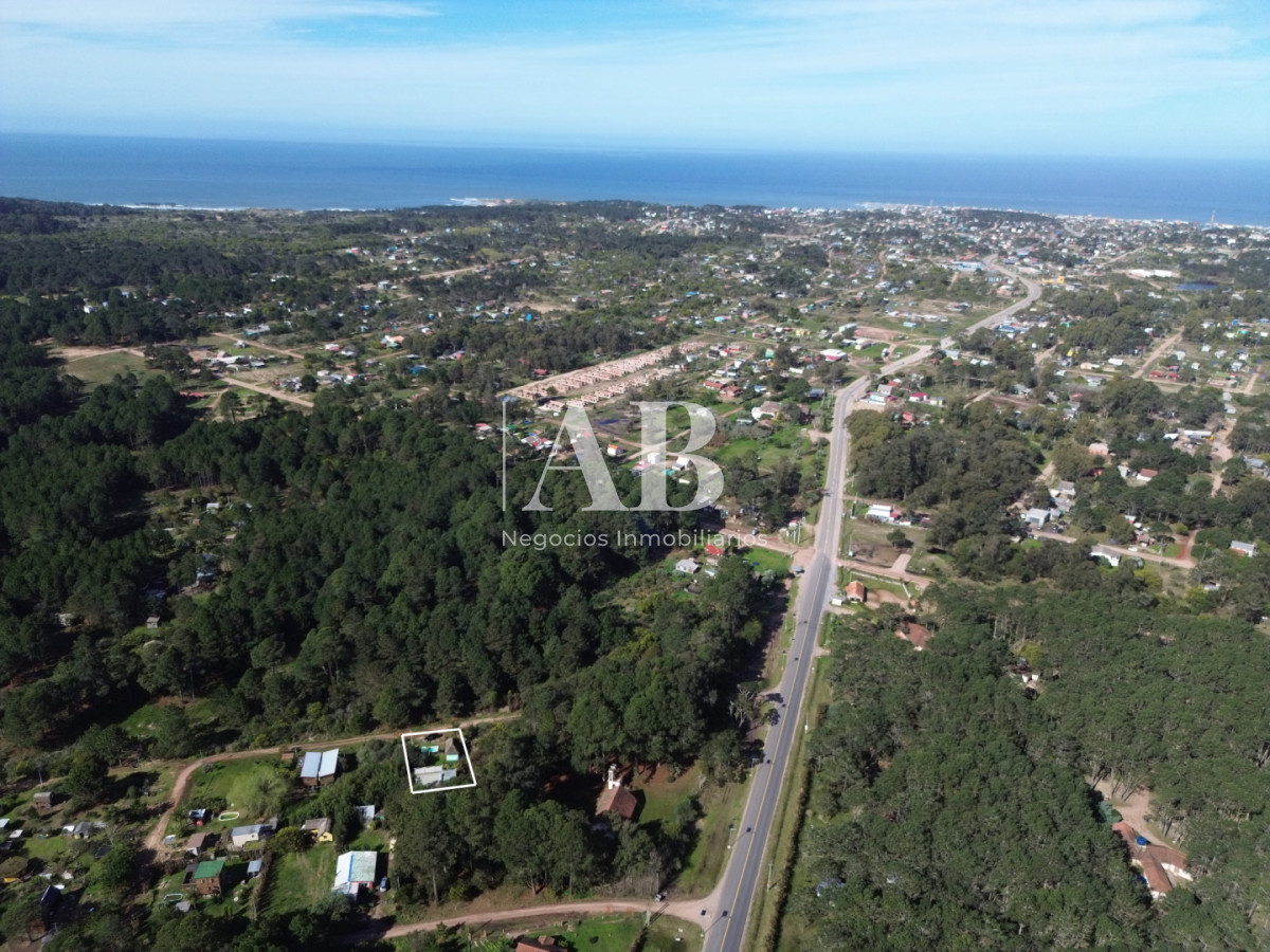 Casa ID.325 - En Venta casa con Piscina!! Potencial de Renta Punta del Diablo!!