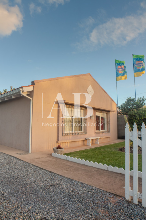 Casa ID.295 - Propiedad sobre Ruta 9, Punta del Diablo. 