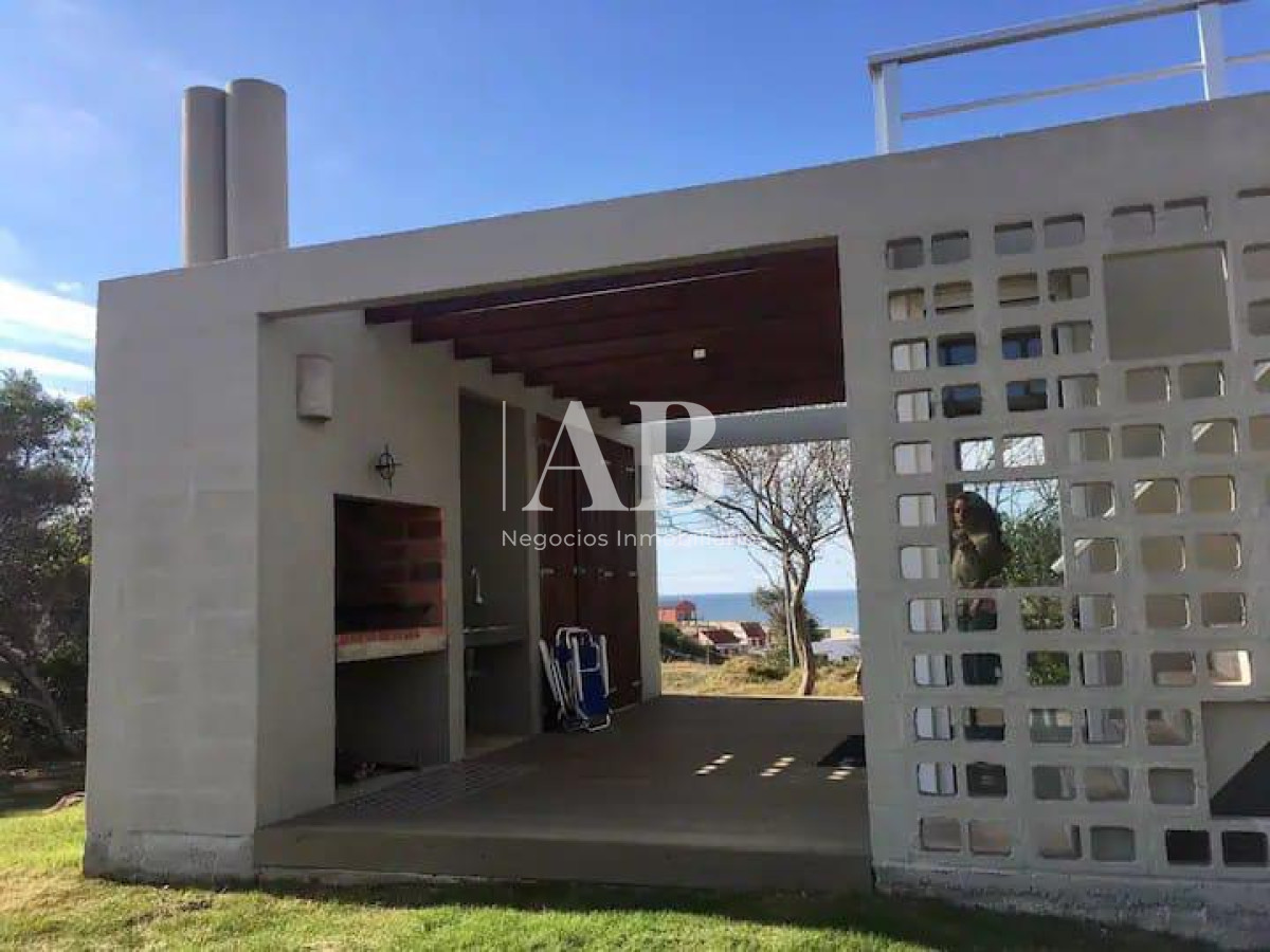 Casa ID.125 - 2 Hermosas Casas en La Viuda - Punta Diablo - Mza 134