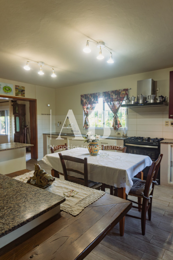 Casa ID.295 - Propiedad sobre Ruta 9, Punta del Diablo. 