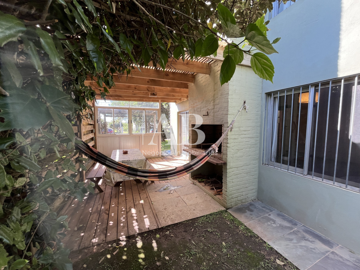 Casa ID.203 - Dos Hermosas casas en Pleno Barrio Rivero - Punta del Diablo