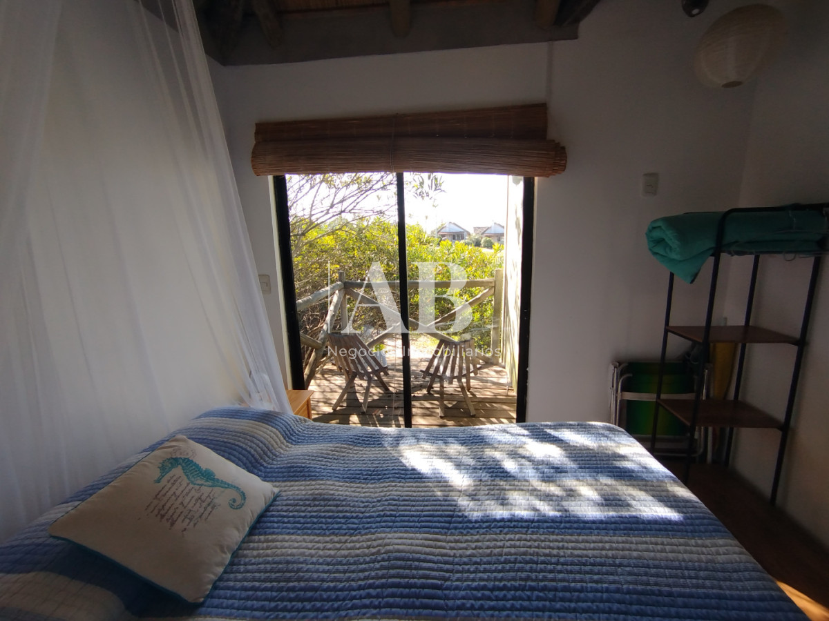 Casa ID.301 - Cabaña a pocos metros de la playa en Punta del Diablo