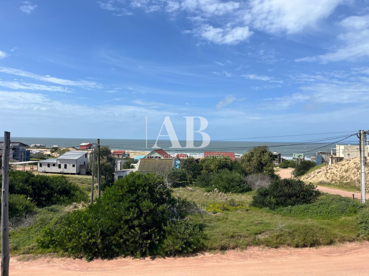 Casa ID.125 - 2 Hermosas Casas en La Viuda - Punta Diablo - Mza 134