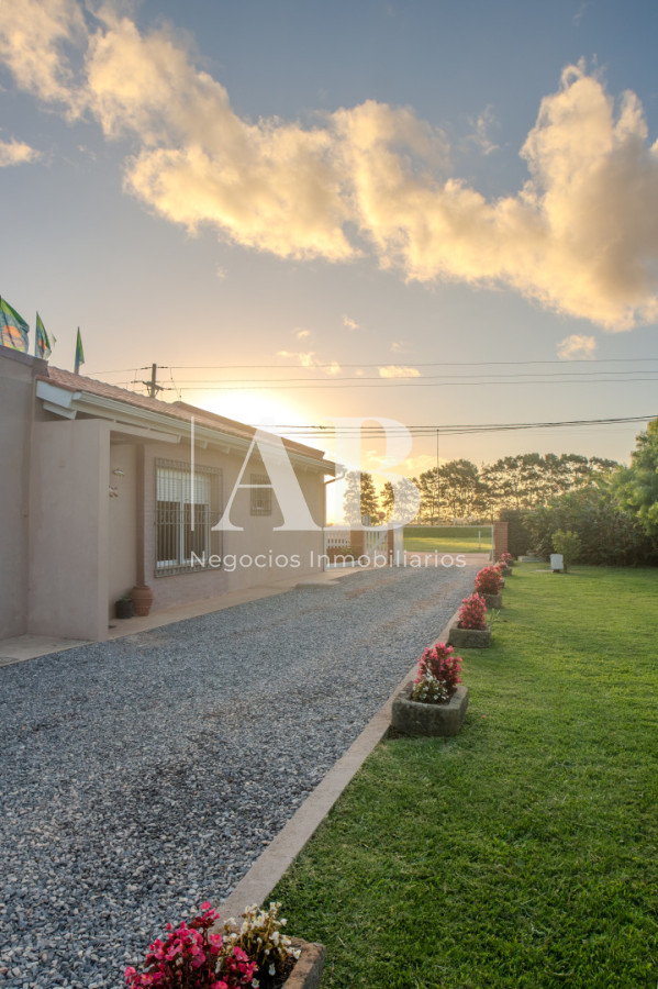 Casa ID.295 - Propiedad sobre Ruta 9, Punta del Diablo. 