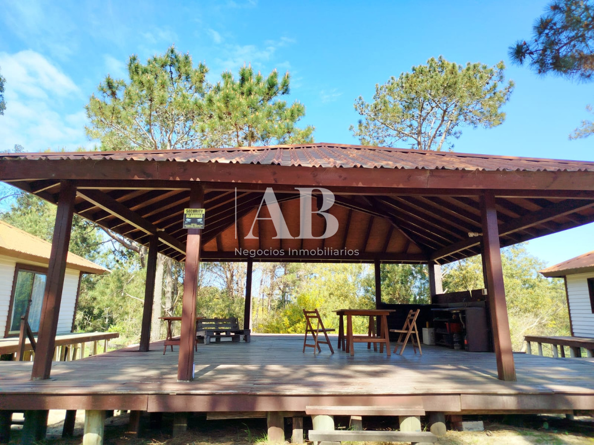 Casa ID.258 - Complejo de Cabañas en La Esmeralda 