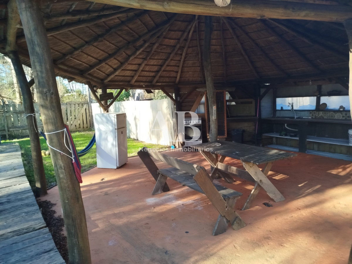 Casa ID.234 - Complejo 4 cabañas con Piscina - Av Central, Punta del Diablo